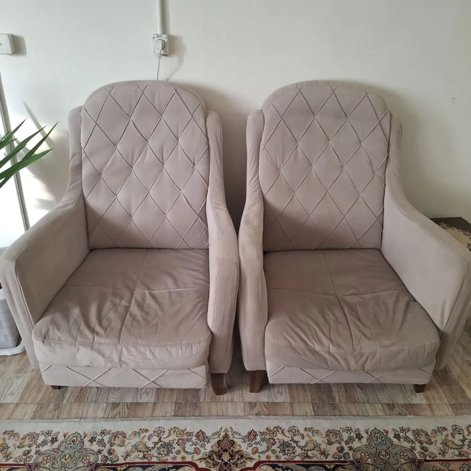 مبل هفت نفره+ میز جلو مبل|مبلمان خانگی و میز عسلی|تهران, شهرک آسمان|دیوار