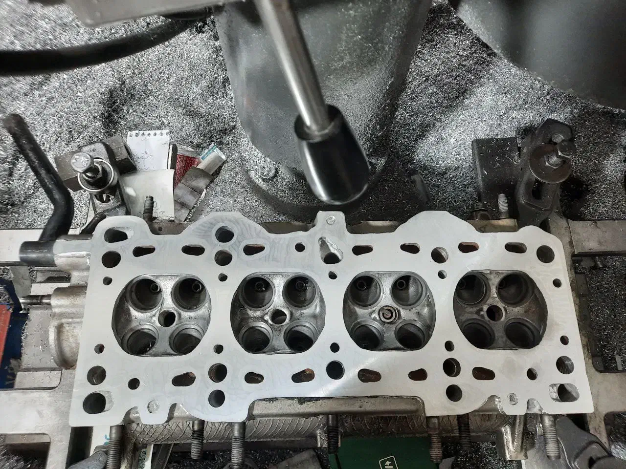 فروش سرسیلندر استوک خودروهای چینی و کره ایی|قطعات یدکی و لوازم جانبی|شیراز, آبیاری|دیوار