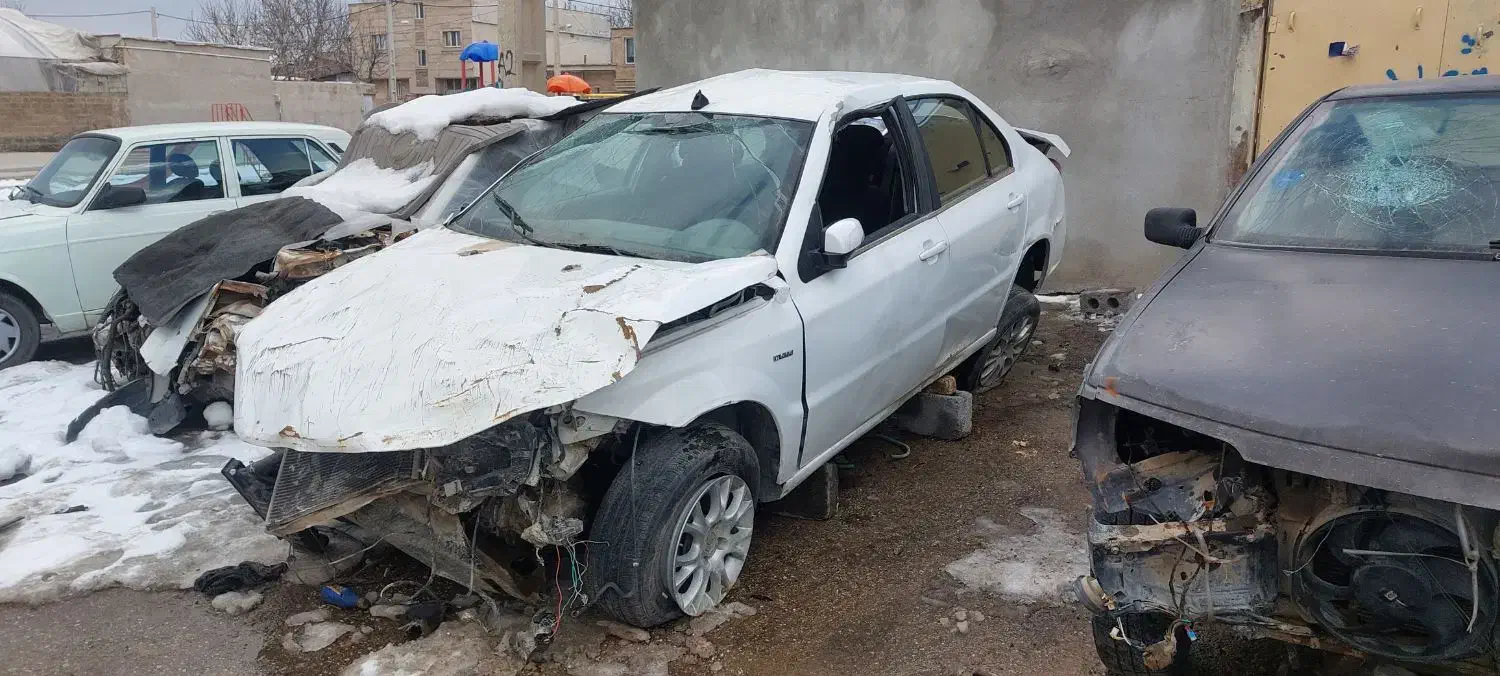 دناپلاس مدل۹۸ تصادفی|خودرو سواری و وانت|اصفهان, رسالت|دیوار