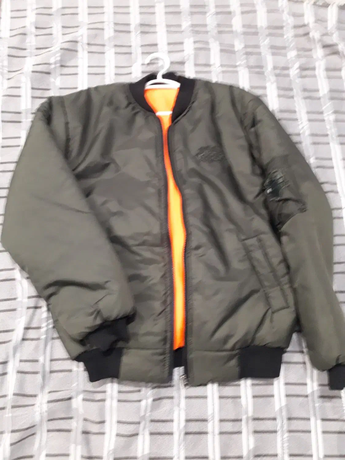 کت وشلواروکافشن|لباس|فلاورجان, |دیوار