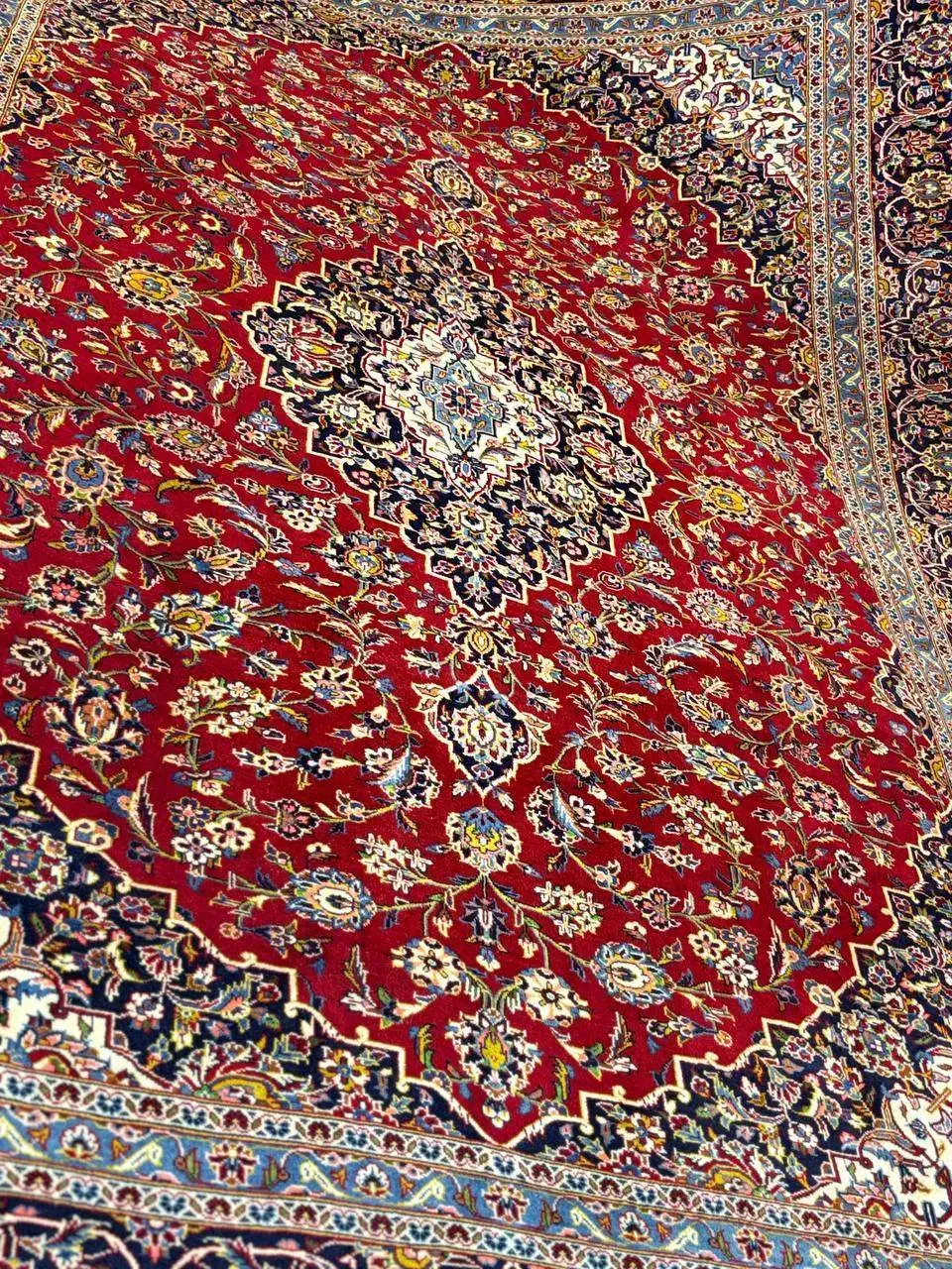 جفت ۱۲متری مارک سلیمانی مشابه نو(فرش خیام)|فرش|کرج, کوی امامیه|دیوار