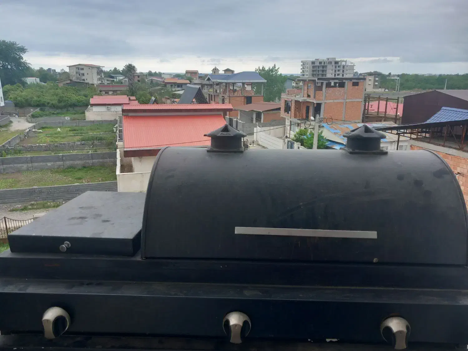 باربیکیو و روشویی|اجاق گاز و لوازم برقی پخت‌وپز|چالوس, |دیوار