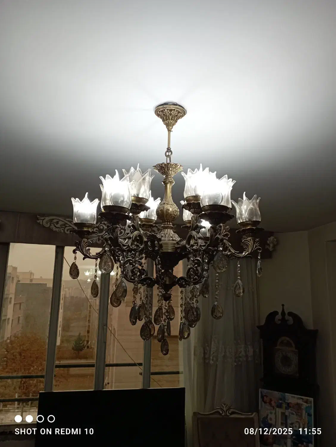 لوستر برنجی نو|لوستر و چراغ آویز|کرج, فاز ۳ گوهردشت|دیوار