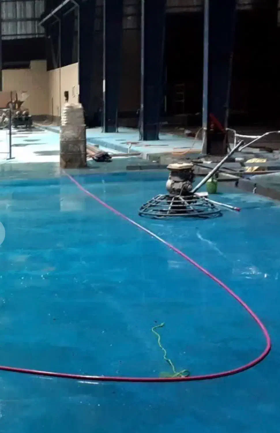 بتن ریزی و آرماتور بندی کف|خدمات پیشه و مهارت|کرج, فاز ۳ گوهردشت|دیوار