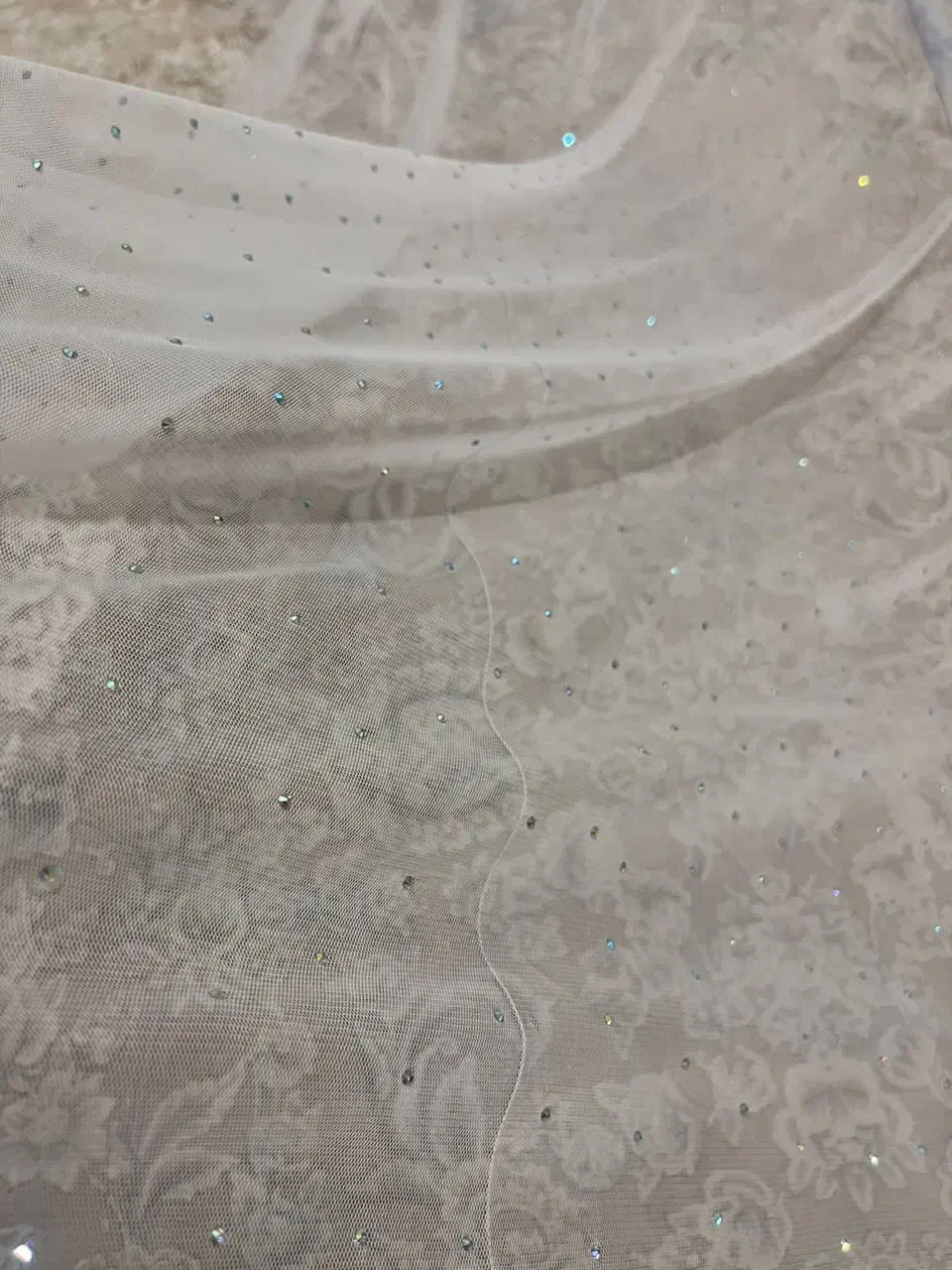 نگین کوبی|لباس|سیریک, |دیوار