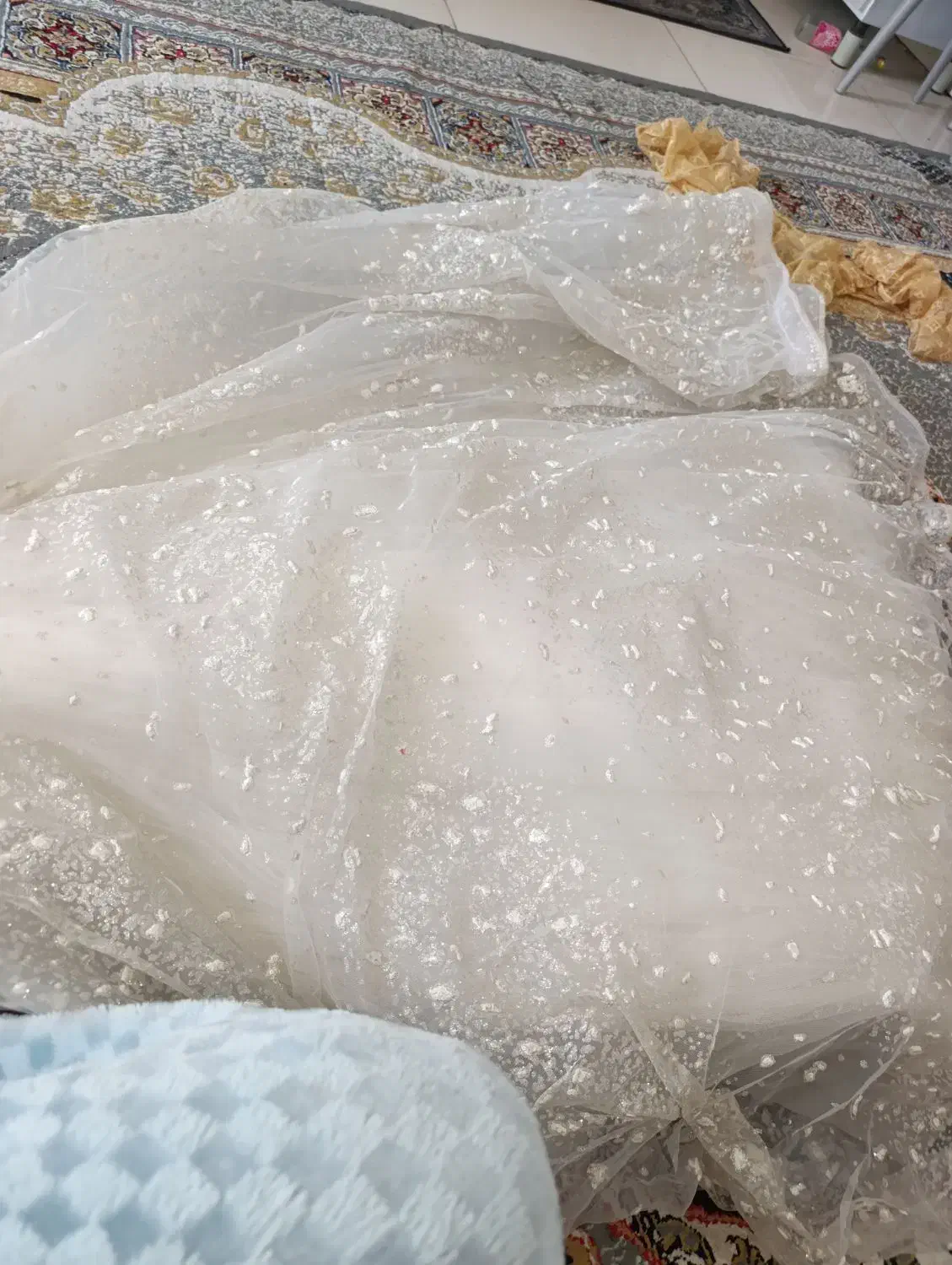 لباس عروس با تور سر و ژپون|لباس|شیراز, کرونی(خاتونک)|دیوار