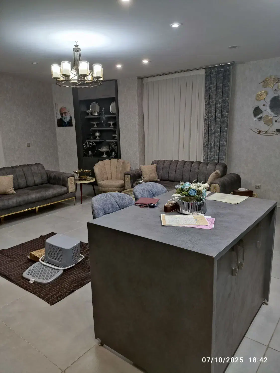 آپارتمان مسکونی انتهای ۲۴ آذر خیابان وحدت|فروش آپارتمان|کرمان, |دیوار