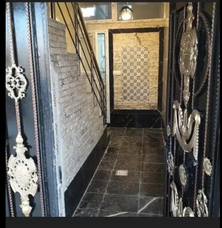 اولین منزل مبله خانه ویلا سویت درشهرسنندج داخل شهر|اجارهٔ کوتاه‌مدت آپارتمان و سوئیت|سنندج, |دیوار