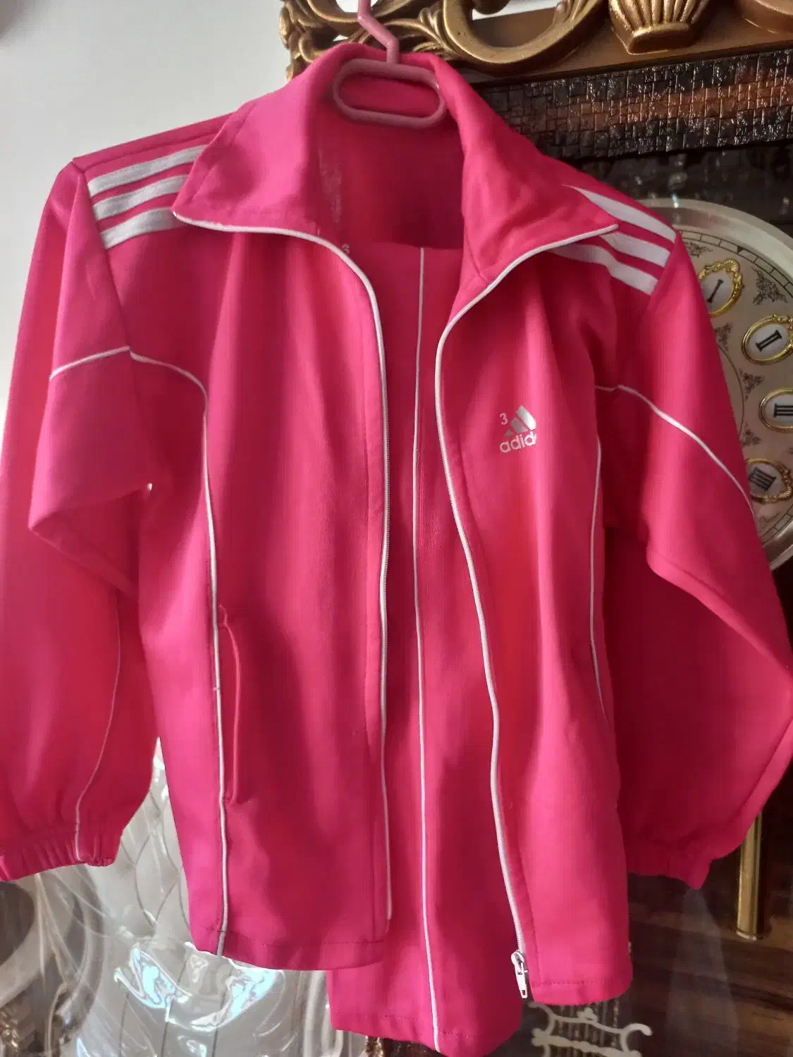 لباس ورزشی دخترانه آدیداس جنس و کیفیت بسیار عالی.|لباس|اصفهان, آفاران|دیوار