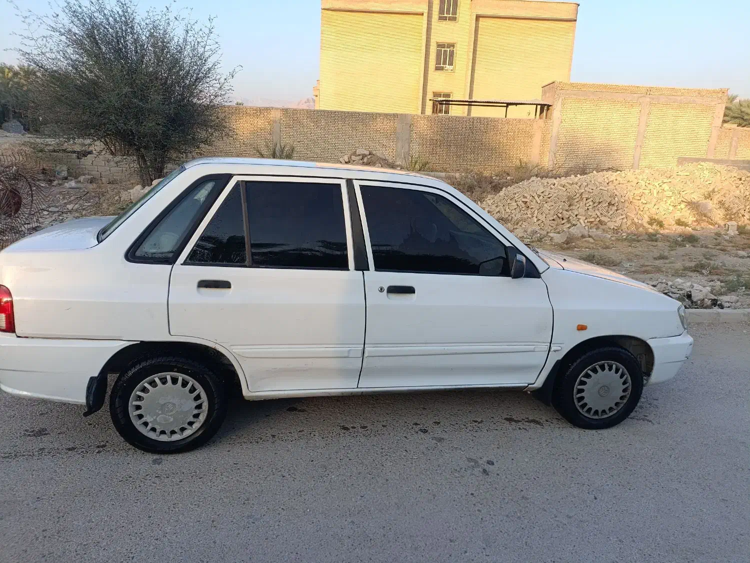 132 بدون رنگ ... در حد|خودرو سواری و وانت|بهبهان, |دیوار