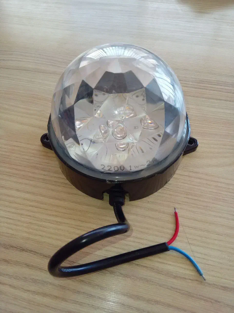 چراغ rgb ضد آب|لامپ و چراغ|کیش, |دیوار