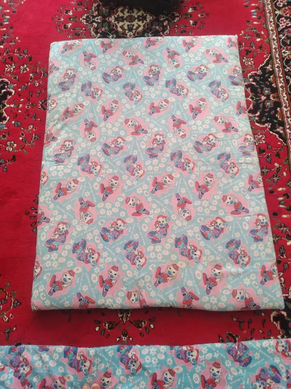 تشک نوجوانی|رختخواب، بالش، پتو|قم, شاه ابراهیم|دیوار