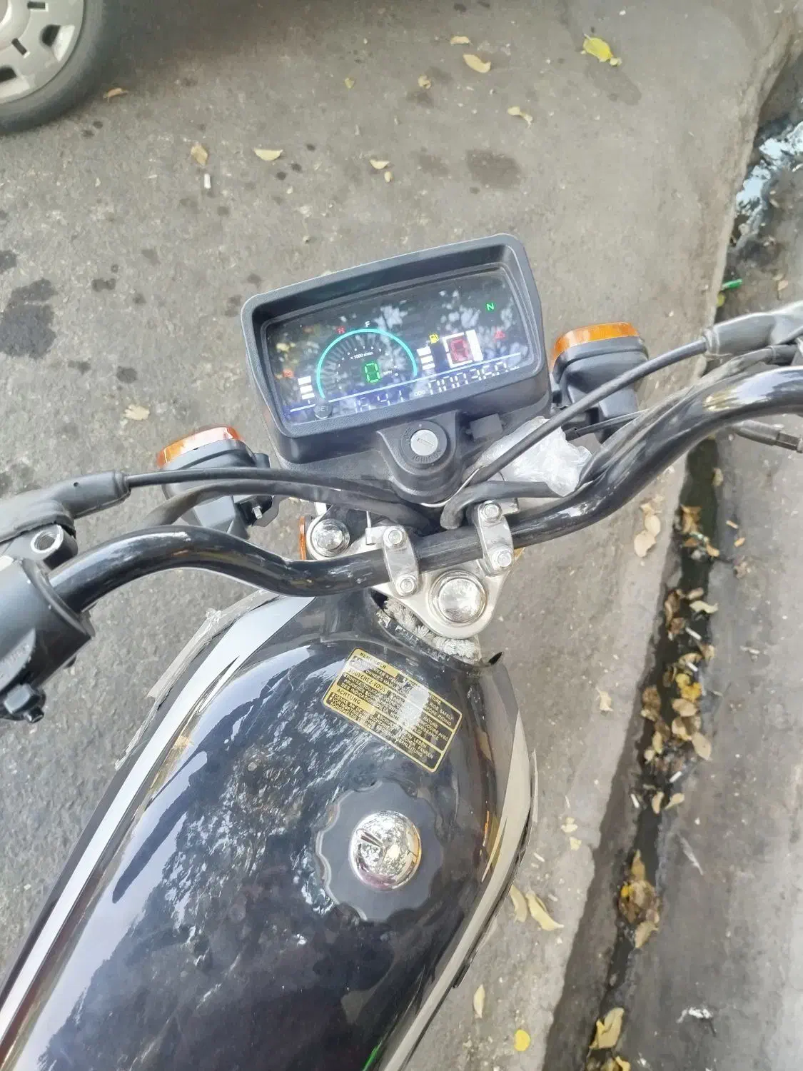 لیفان 99|موتورسیکلت|قم, انسجام|دیوار