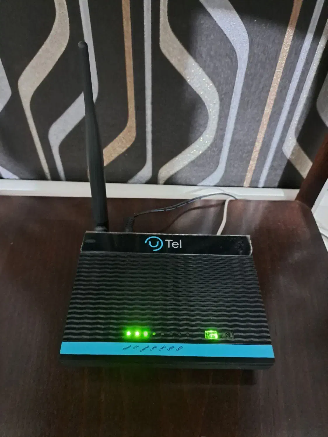 مودم ADSL یوتل|مودم و تجهیزات شبکه|هشتگرد, شهرک بعثت|دیوار