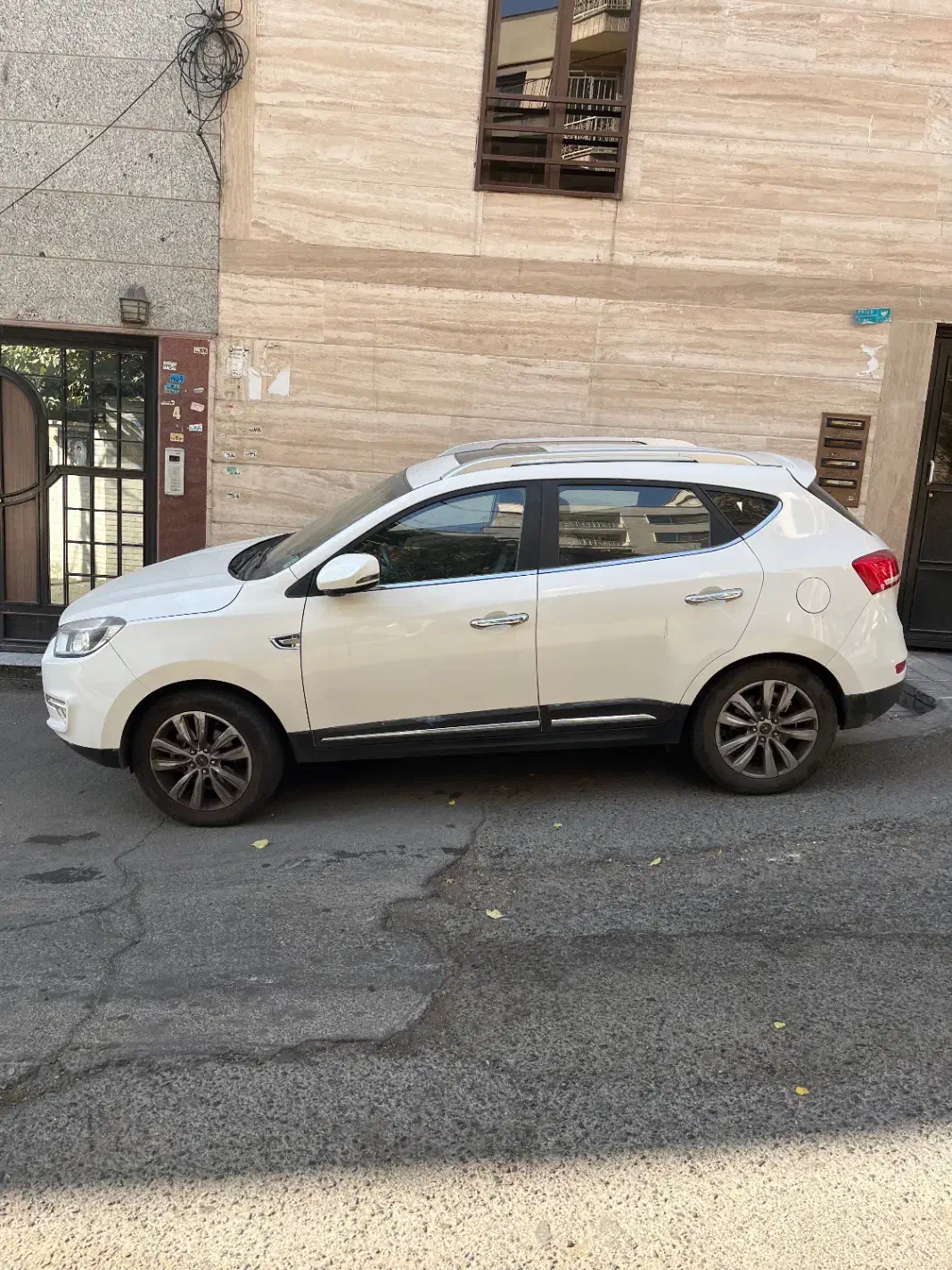 جک S5. سفید ۱۴۰۳|خودرو سواری و وانت|تهران, اختیاریه|دیوار