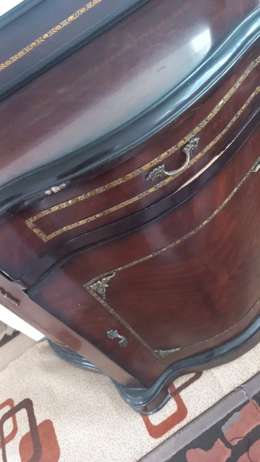 مبل رنگ  کرم|مبلمان خانگی و میز عسلی|تایباد, |دیوار