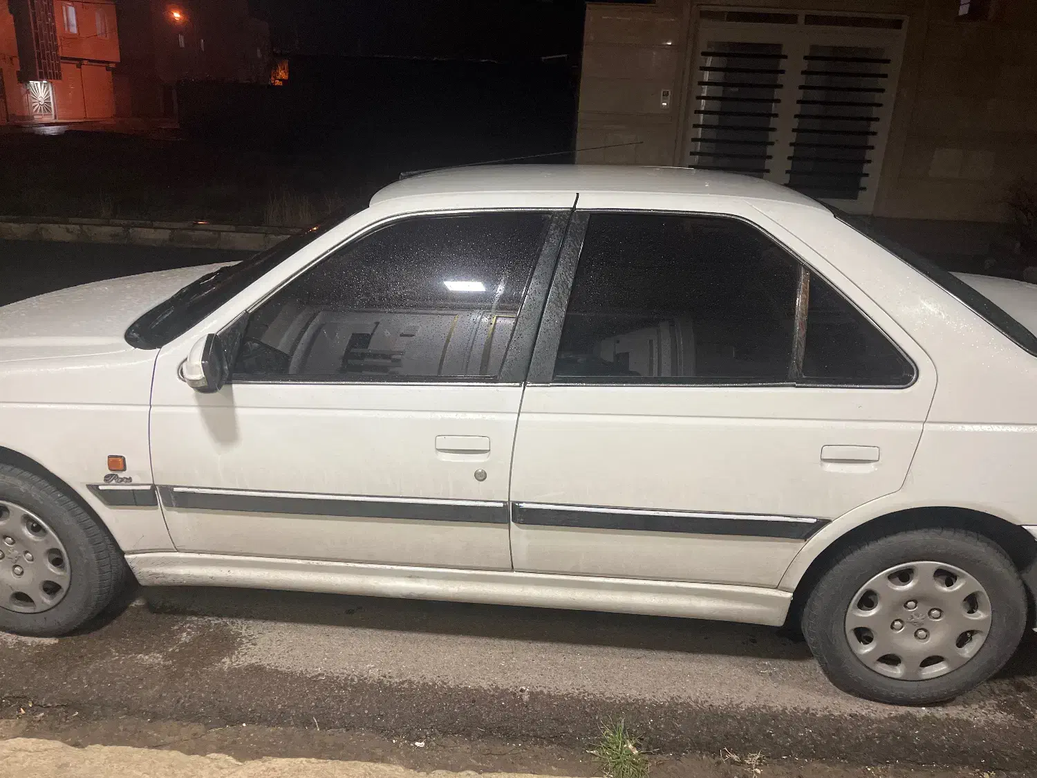 گمشده|اشیا|ابهر, |دیوار