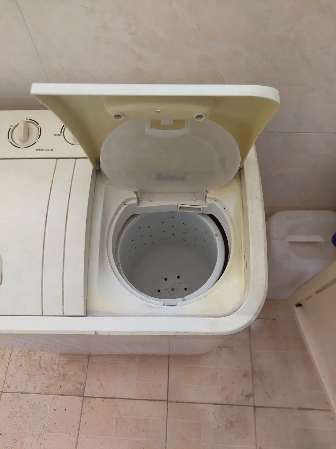 ماشین لباس شویی دوقلو .کهنه شورAEGاصل|ماشین لباسشویی و خشک‌کن لباس|مشهد, شهرک بهارستان|دیوار