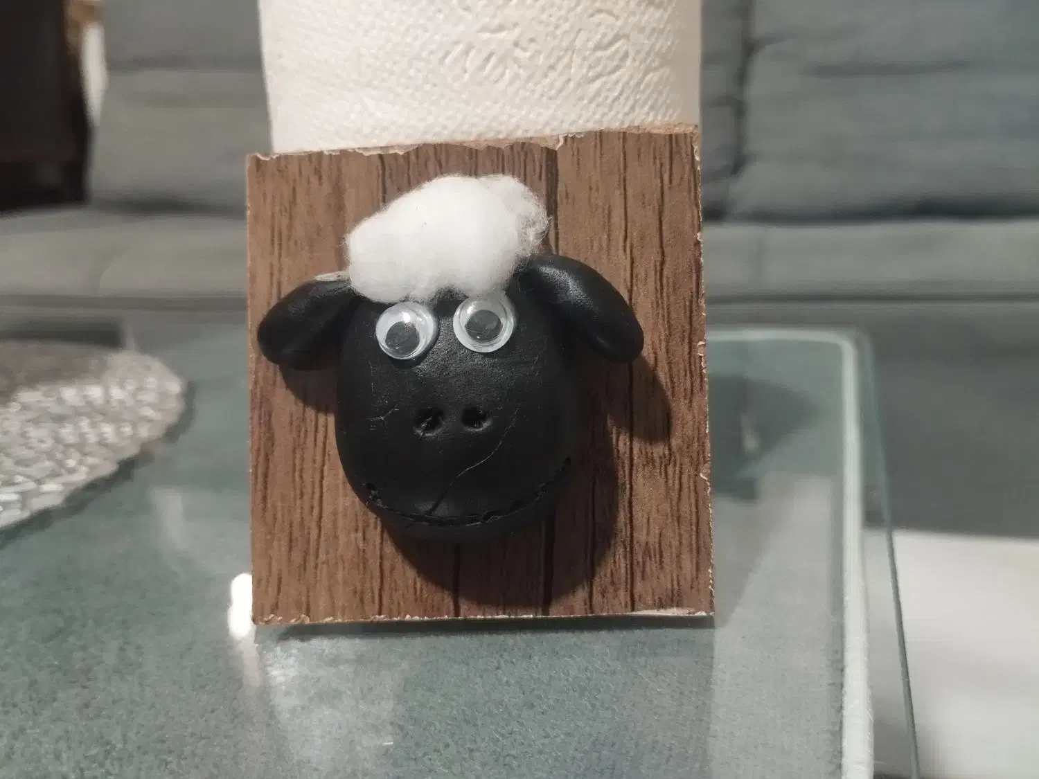 لبوبو ومگنت اهنربایی|مجسمه، تندیس، ماکت|شیراز, شهرک بزین|دیوار