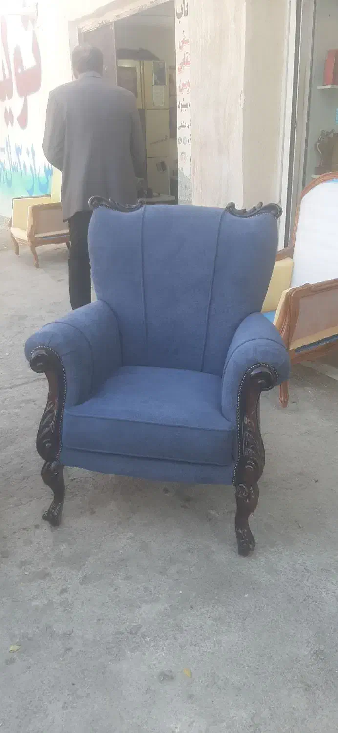 رویه کوب ماهر تمام کار و رنگکار مبل جهت تعمیرات|استخدام صنعتی، فنی، مهندسی|مشکیندشت, |دیوار