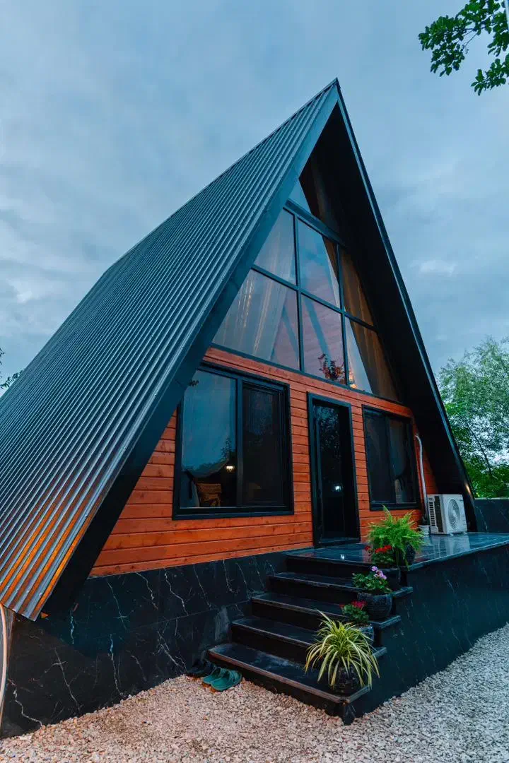 اجاره کلبه سویسی وان جکوزی جنگلی|اجارهٔ کوتاه‌مدت ویلا و باغ|سلمان‌شهر, |دیوار