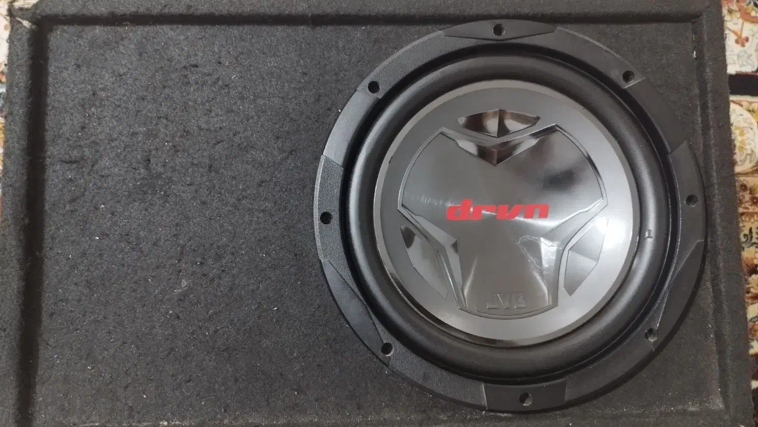 ساب ووفر|صوتی و تصویری|صومعه‌سرا, |دیوار