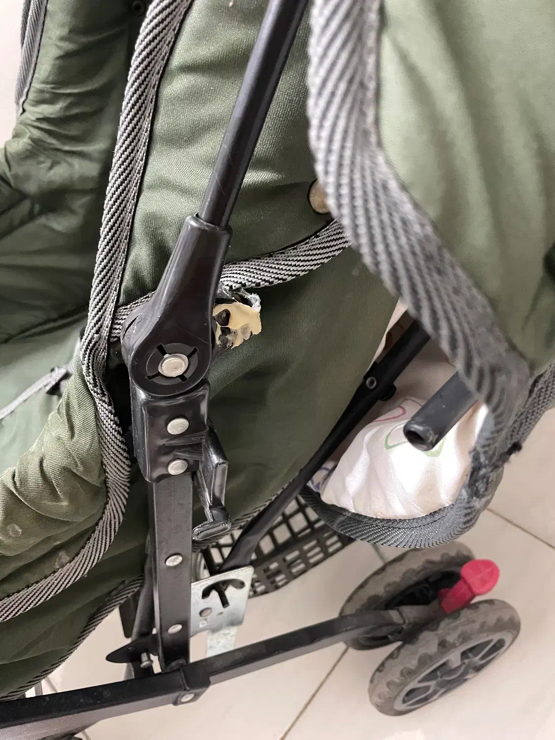 کالسکه|کالسکه و لوازم جانبی|مشهد, شهرک بهارستان|دیوار