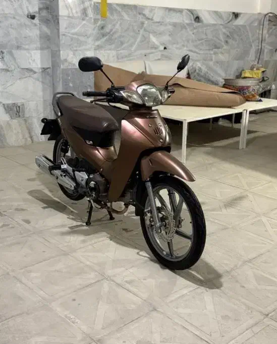 موتور ویو مدل ۱۴۰۰کویور معاوضه با هندا|موتورسیکلت|مشهد, بهمن|دیوار