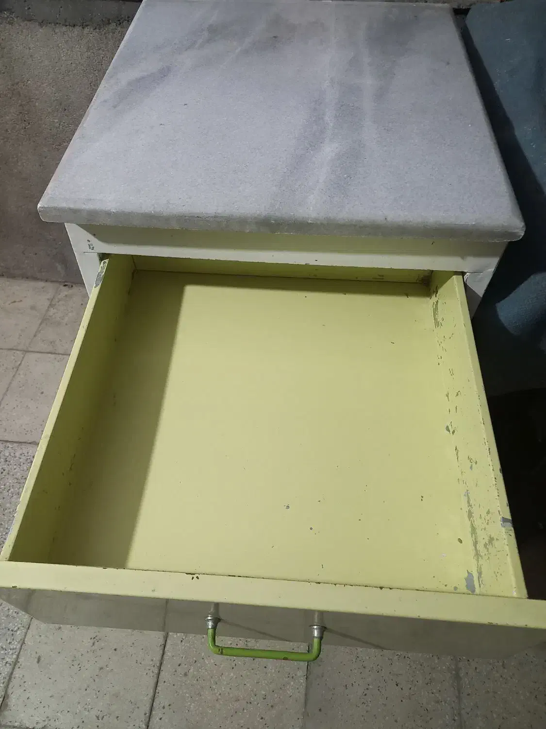 زیرسماوری|جاکفشی، کمد، دراور|همدان, |دیوار