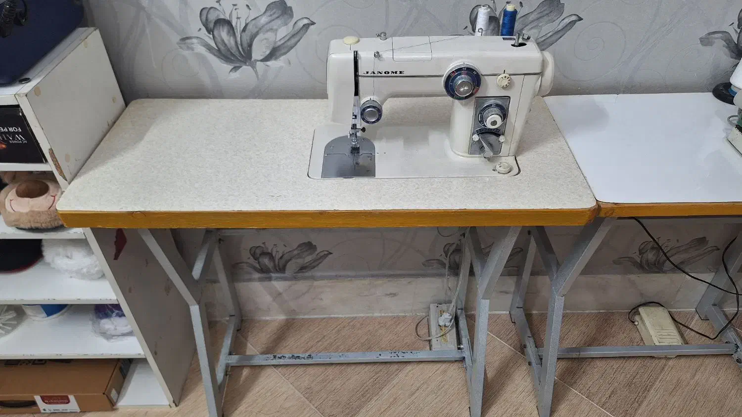 چرخ ژانومه و سردوز پروانه|چرخ خیاطی و ریسندگی|اراک, |دیوار