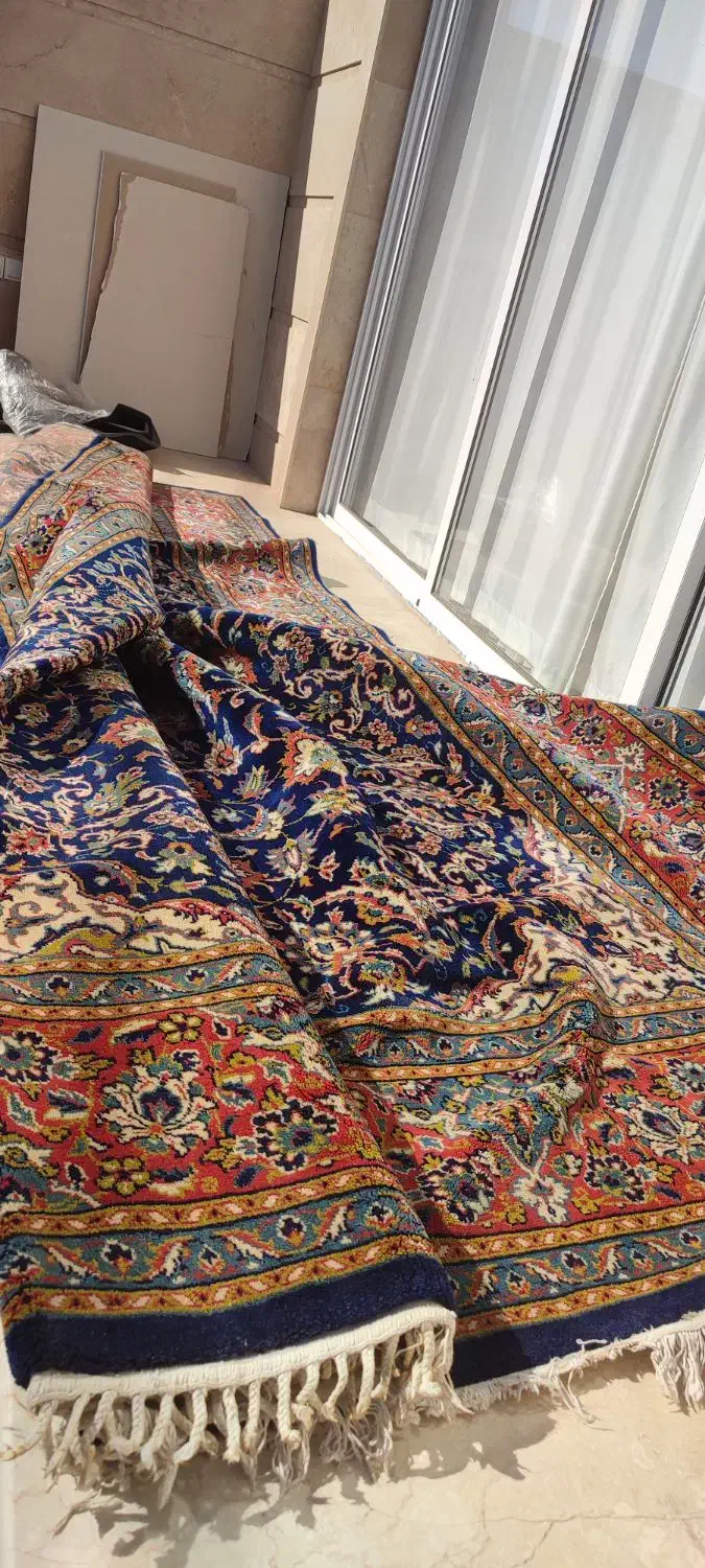 قالی|فرش|شاهین‌شهر, شهرک هشت بهشت|دیوار