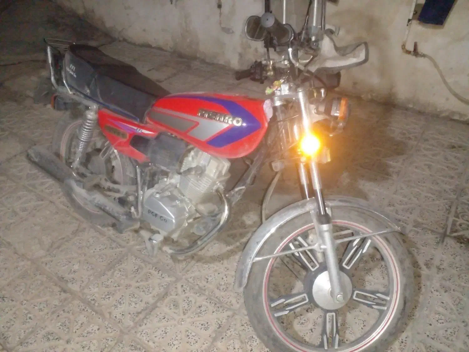 هوندا۱۲۵ پیشرو|موتورسیکلت|نجف‌آباد, امیرآباد|دیوار