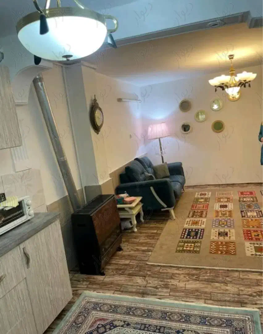 واحد ۴۰ متری/همکف