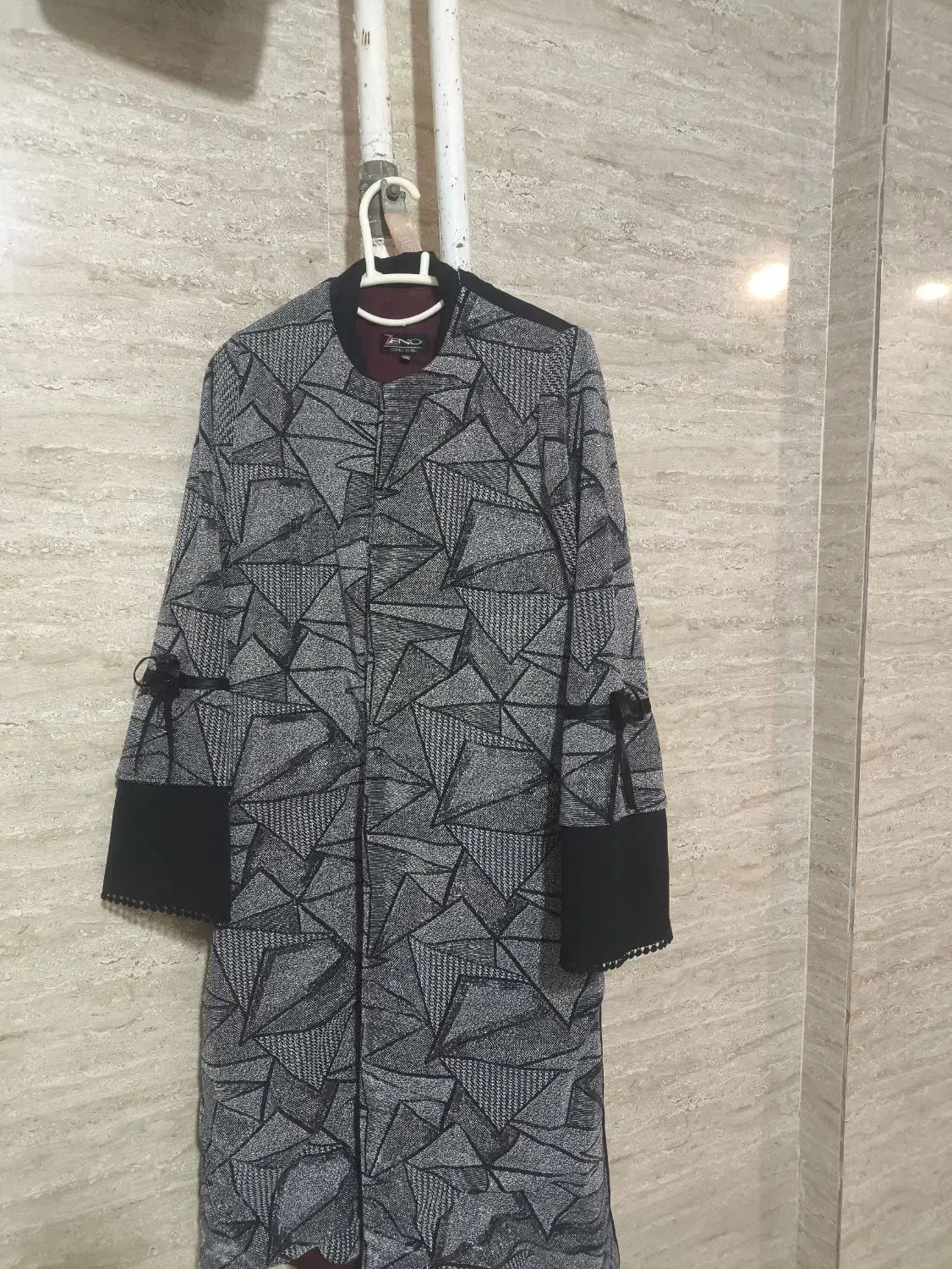 مانتو مناسب ودر حد|لباس|قم, ولیعصر|دیوار