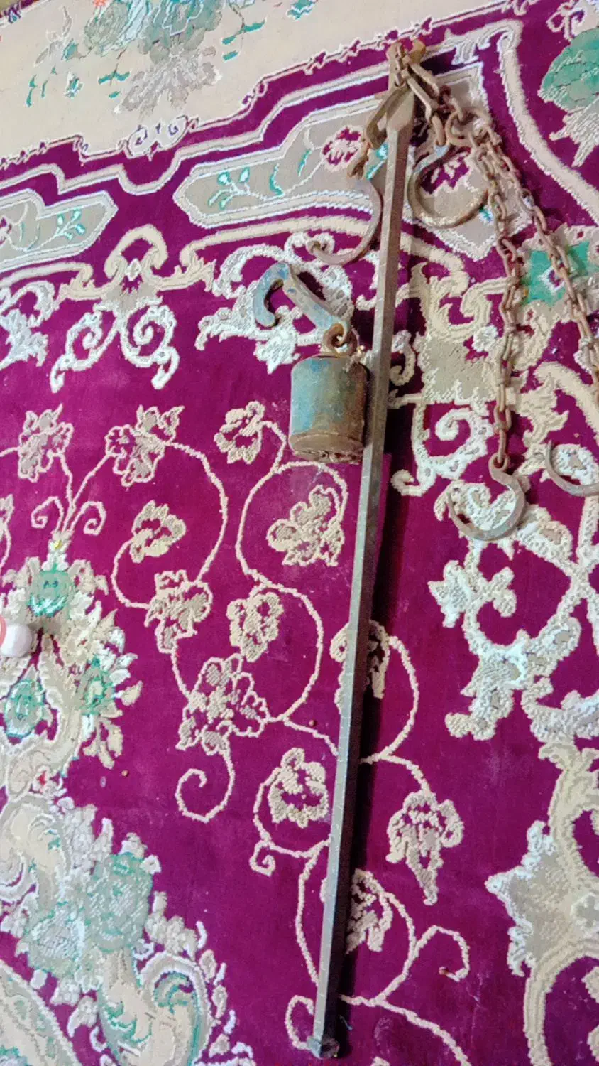 قپون قپان ترازو|کلکسیون اشیاء عتیقه|کرمان, |دیوار