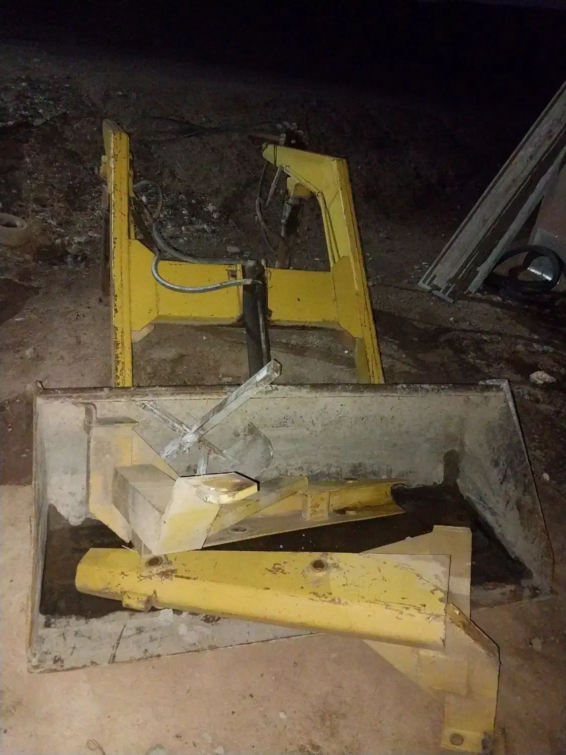 بیل ۳جک|ماشین‌آلات صنعتی|قیدار, |دیوار