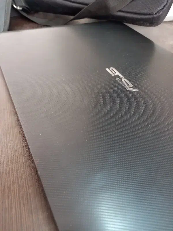 لپ تاپ|رایانه همراه|لامرد, |دیوار