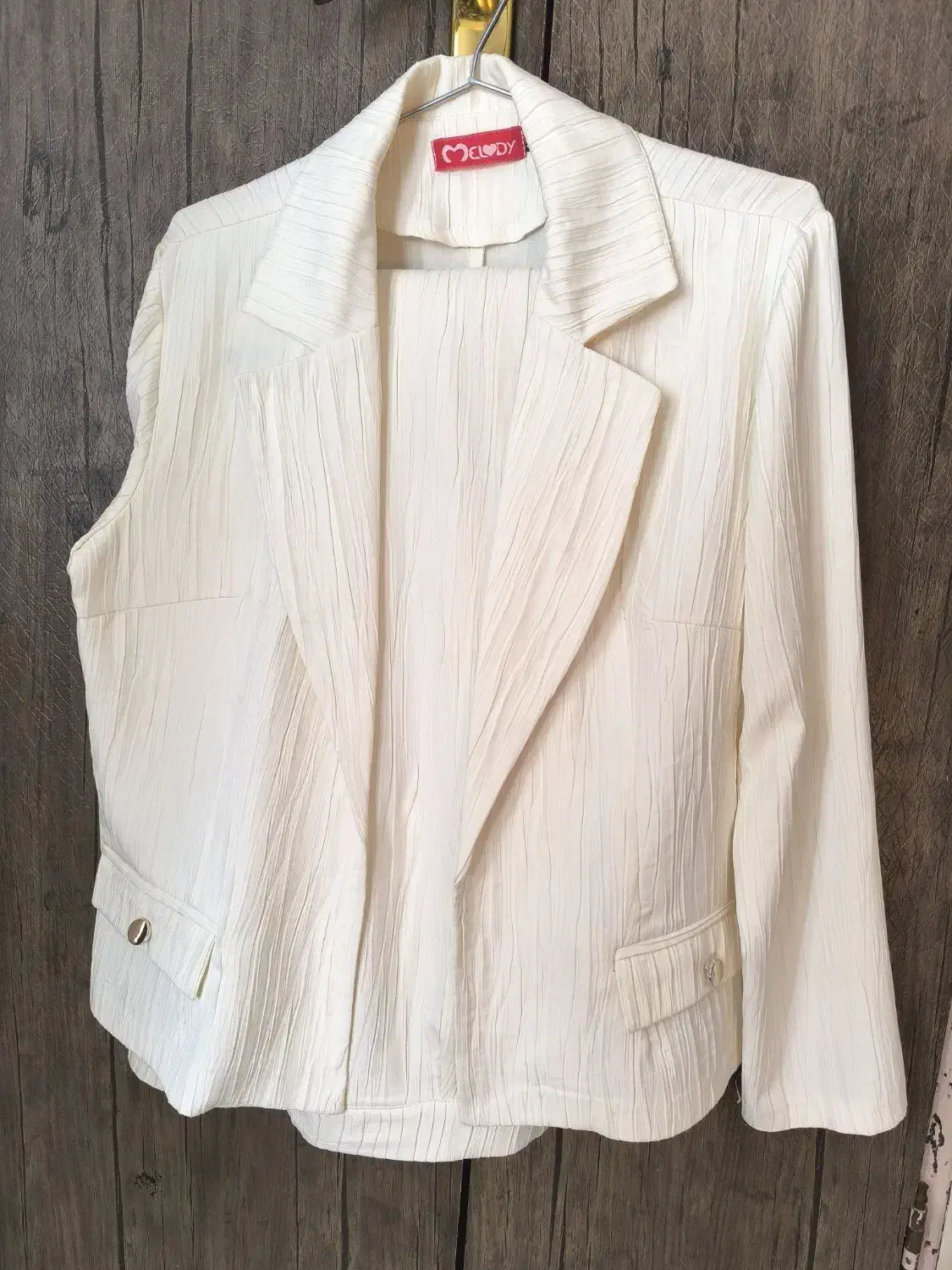 لباس نو|لباس|الیگودرز, |دیوار