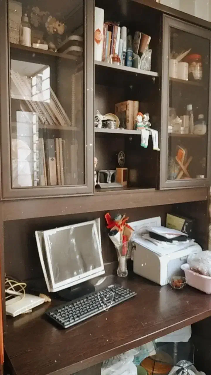 کتابخانه‌تمیزوجادارکشودارویترینی قیمت‌توافق|کتابخانه، شلف، قفسه‌های دیواری|تهران, دهقان|دیوار