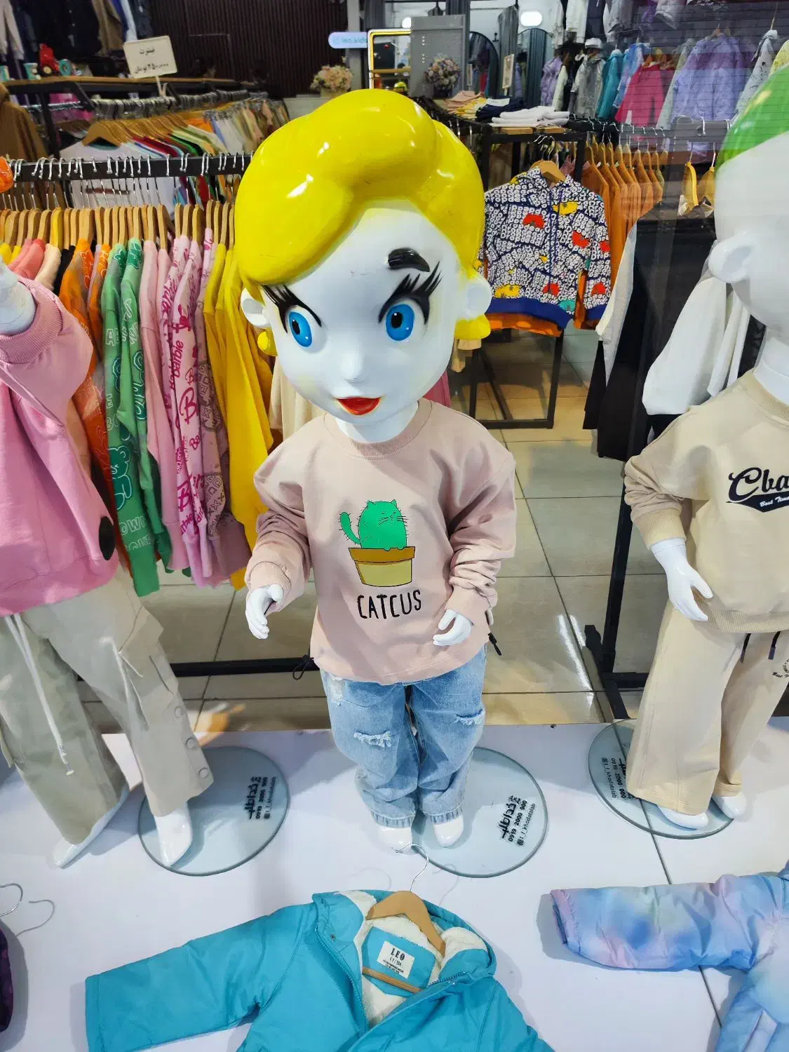 مانکن بچگانه|فروشگاه و مغازه|اسلامشهر, مظفریه|دیوار