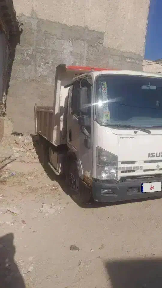 ایسوزو|خودرو سنگین|آبسرد, |دیوار