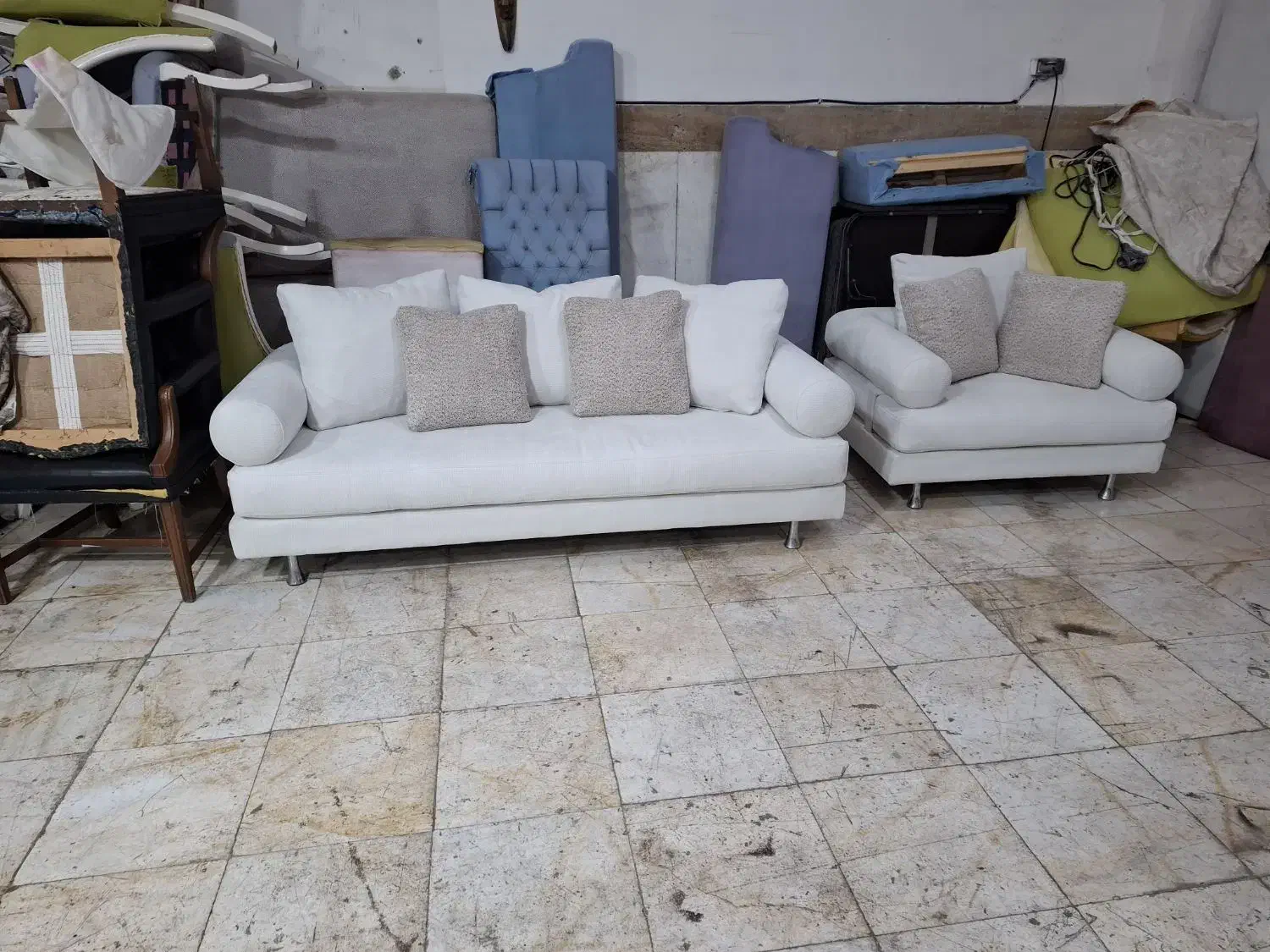 تعمیرات وتعویض  پارچه  مبلمان|خدمات پیشه و مهارت|کیش, |دیوار