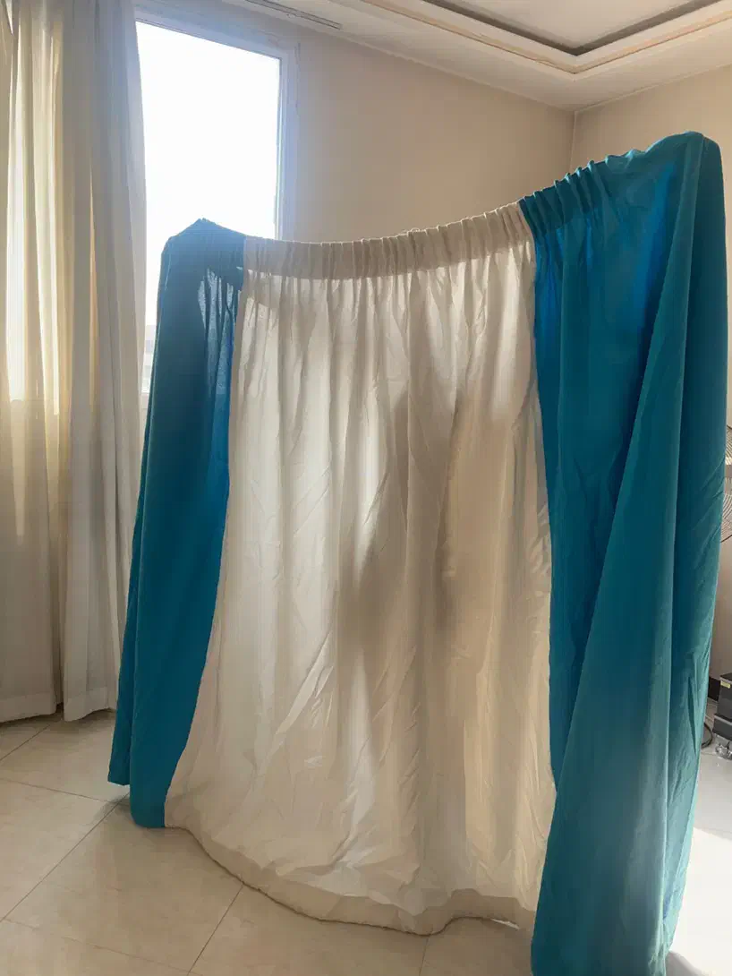 پرده ۱/۵متری دو رنگ سفید آبی|پرده، رانر، رومیزی|تهران, منیریه|دیوار
