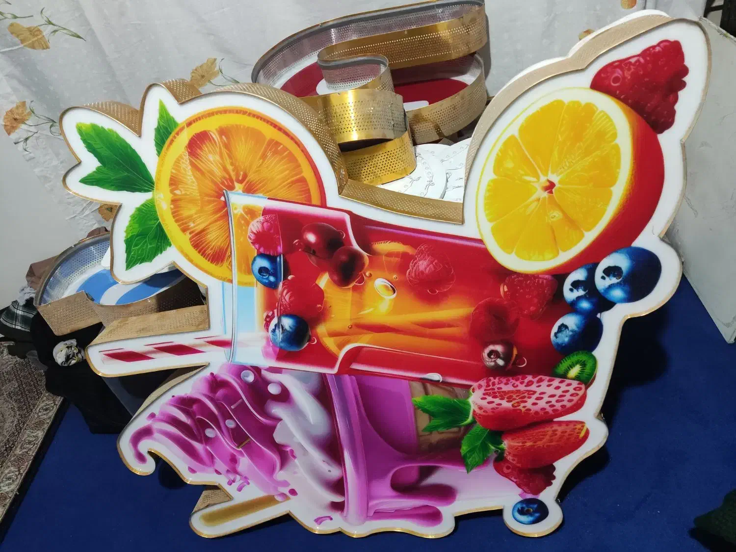 تابلو کامپوزیت آبمیوه بستنی و نئون|فروشگاه و مغازه|ری, حمزه‌آباد|دیوار