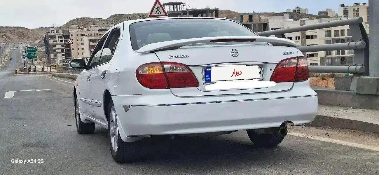 ماکسیما ۸۴ سفید اتومات|خودرو سواری و وانت|شیراز, معالی‌آباد|دیوار