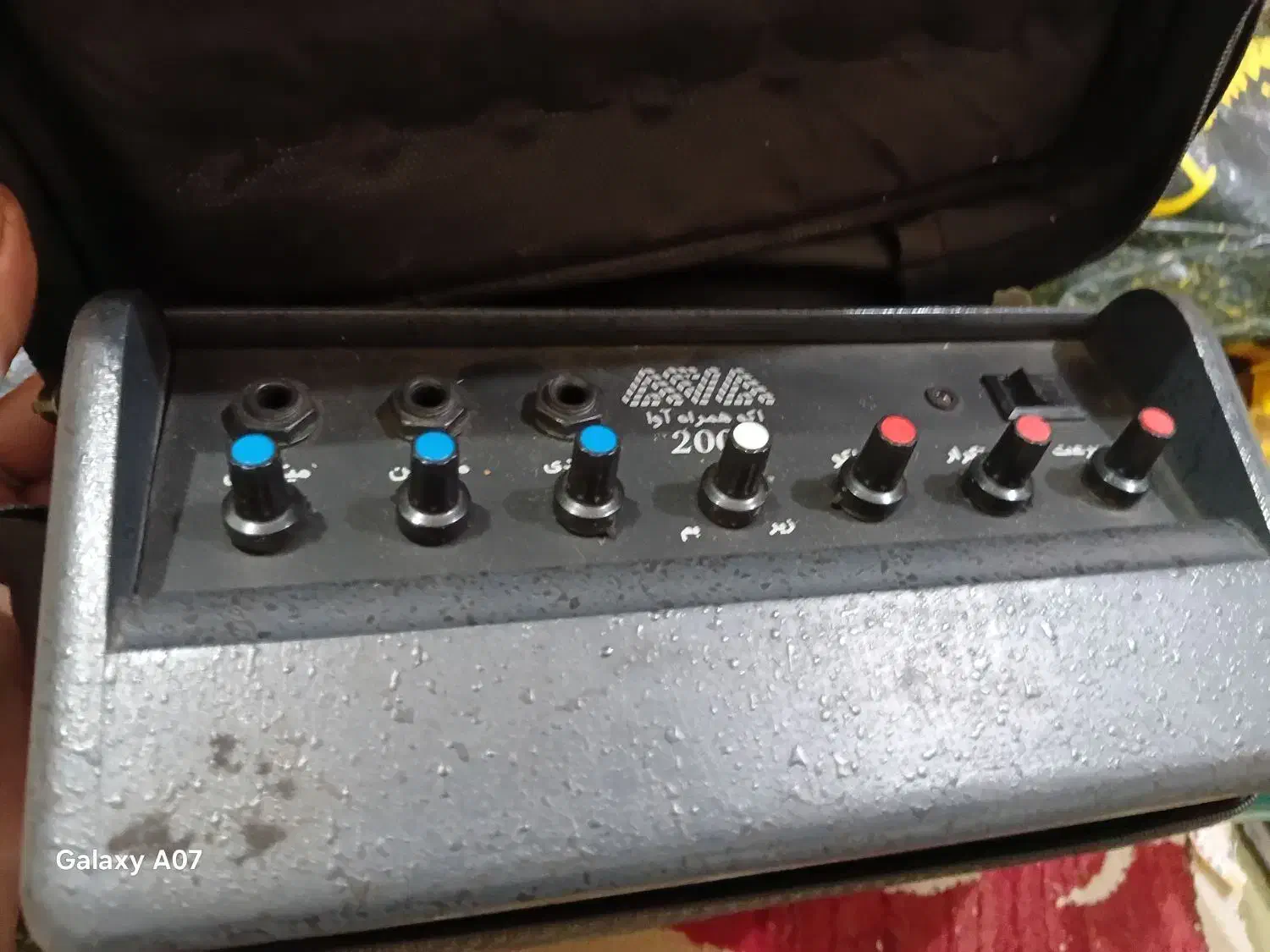 باند بلندگو خیلی وقتهدارمش بدون استفاده مونده تو.|صوتی و تصویری|شوش, |دیوار