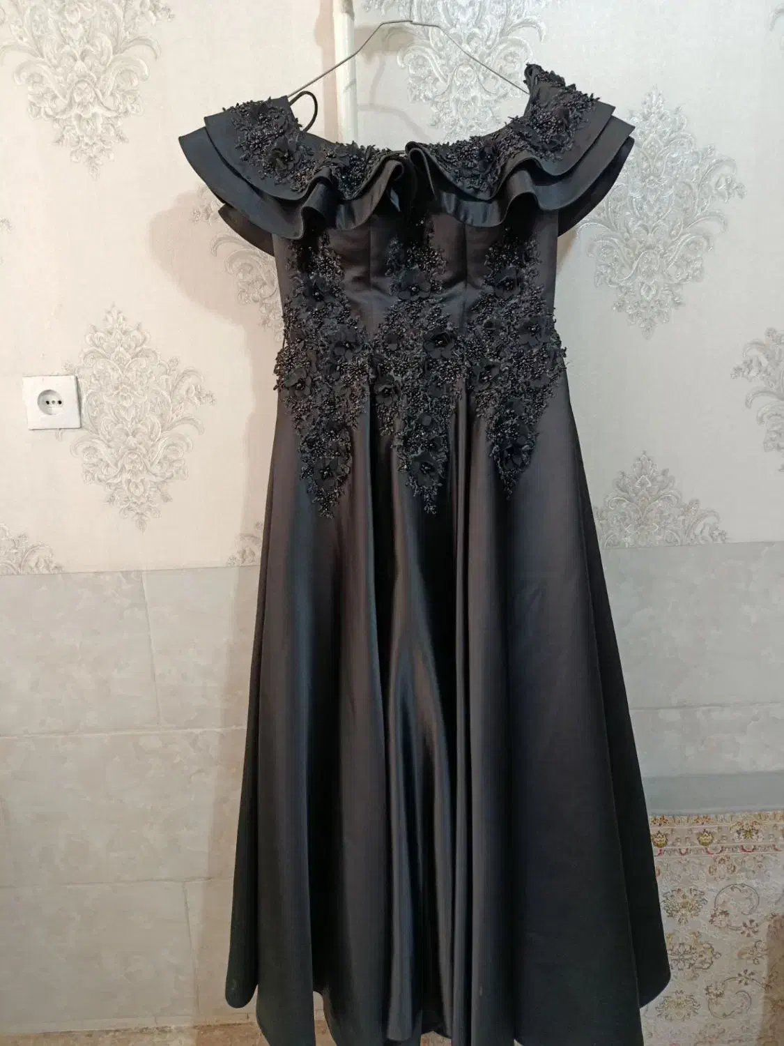 لباس مجلسی|لباس|محمدیه-قزوین, |دیوار