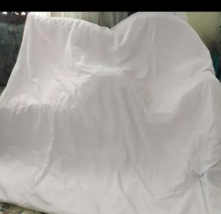 لحاف|رختخواب، بالش، پتو|اصفهان, آفاران|دیوار