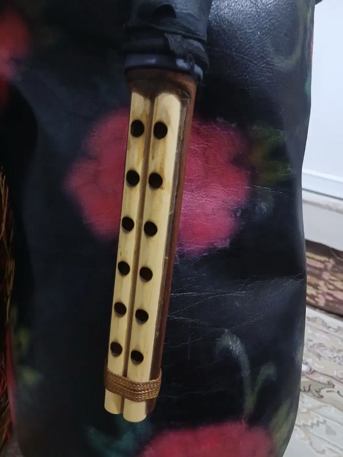 نی انبان (همبونه)|سازهای بادی|اراک, |دیوار