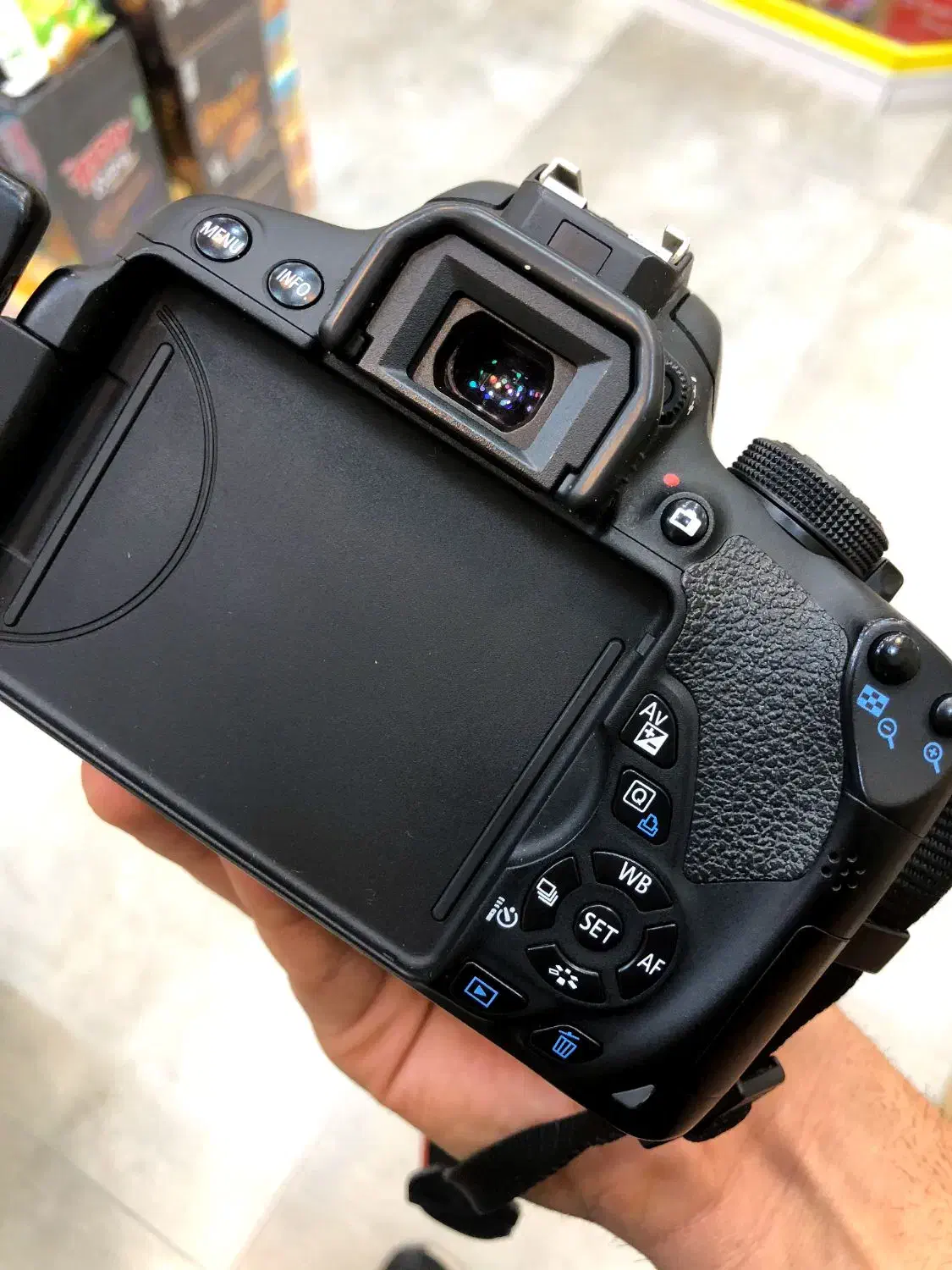 دوربین canon700d|دوربین عکاسی و فیلمبرداری|قشم, |دیوار